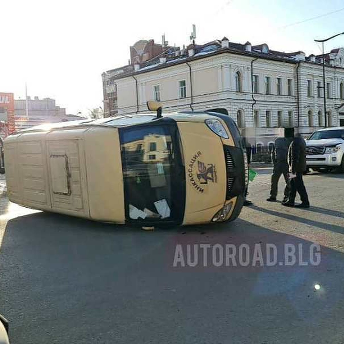 Сын министра транспорта в Приамурье протаранил машину инкассаторов - KP.RU