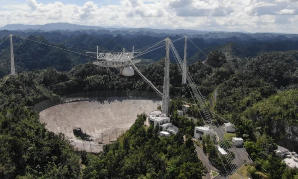 В США собираются разобрать один из крупнейших в мире радиотелескопов. Фото: Национального научного фонда США