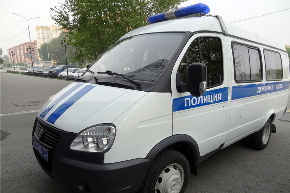 В Тюменской области пьяный строитель побил охранника, не пускавшего в общежитие.
