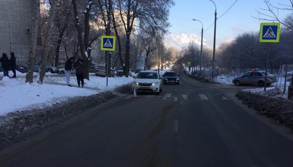 Женщина и мужчина оказались под колесами автомобилей в одно утро понедельника Фото: ГУ МВД по Самарской области