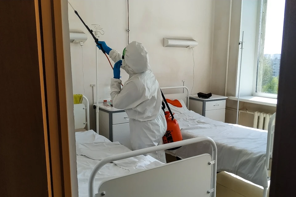 Сейчас в больнице проводится дезинфекция