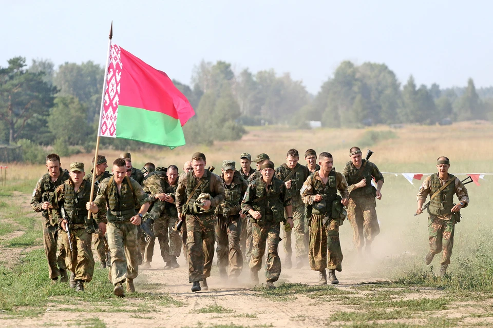 В Белоруссии обеспокоены усилением военного присутствия у границ