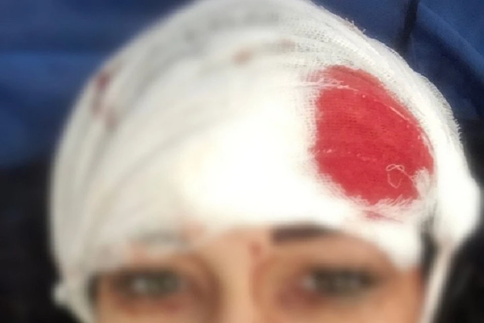 Женщина получила восемь ножевых ранений за то, что удалила женщину из чата родительского комитета