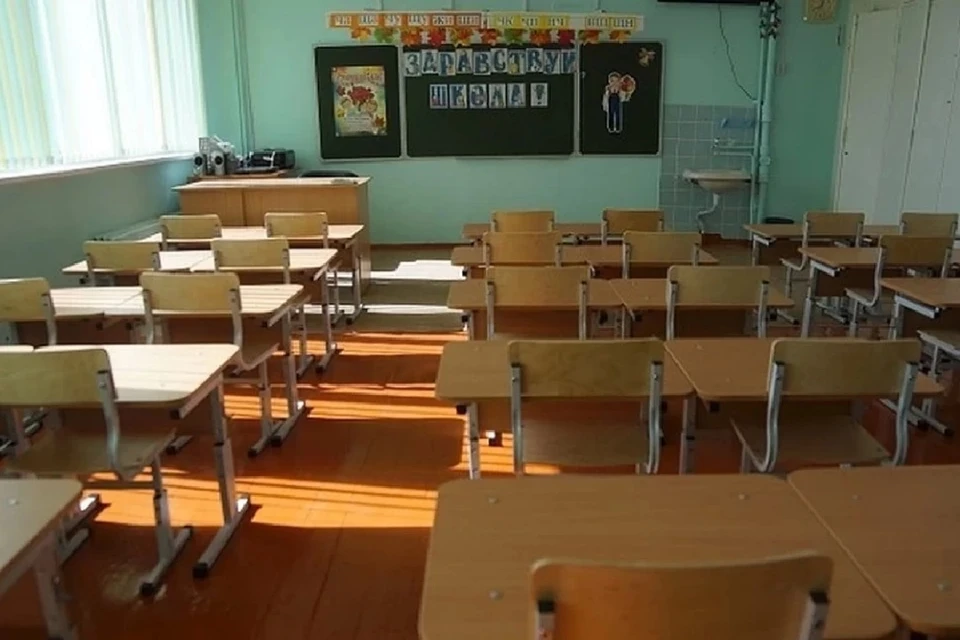 Ученики 6-8 и 10 классов вернутся в школу.