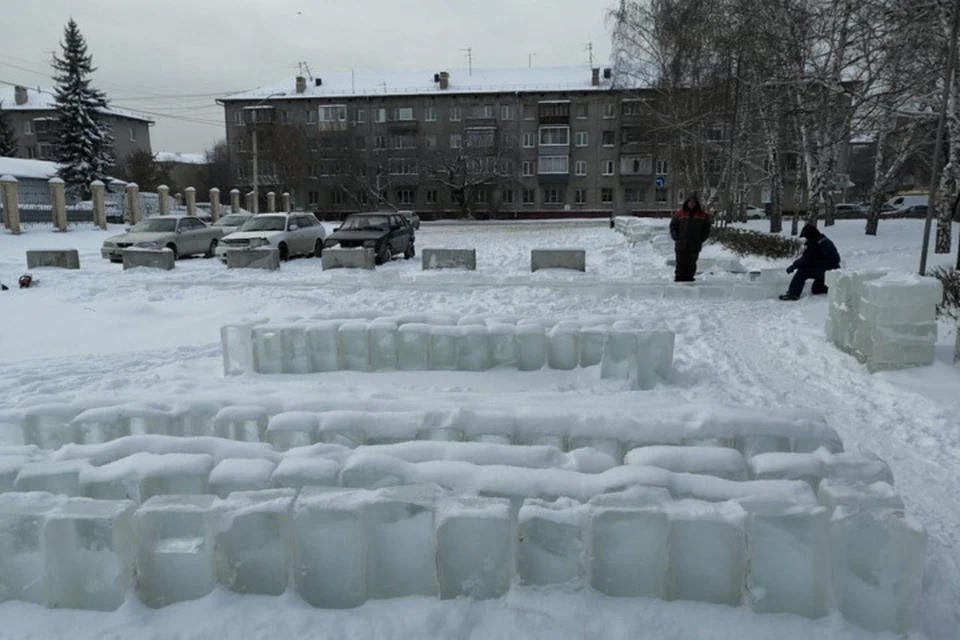 Строительство ледового городка