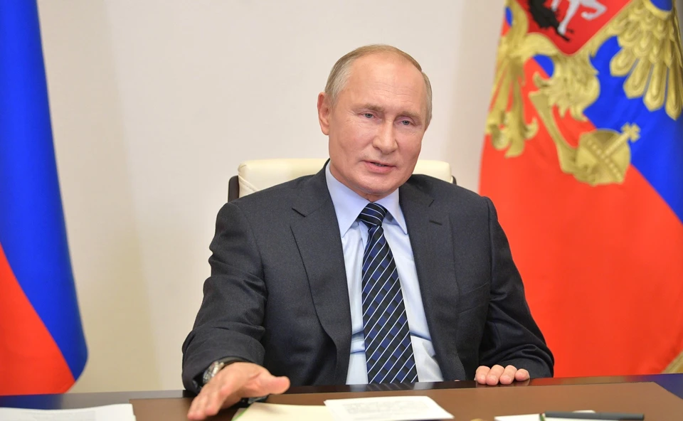 Путин раскритиковал кабмин за "эксперименты" с пошлинами на подсолнечное масло.