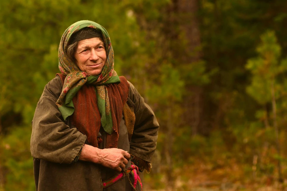 Агафья Лыкова уже много лет живет одна в труднодоступной местности верховьев реки Абакан в Хакасии.