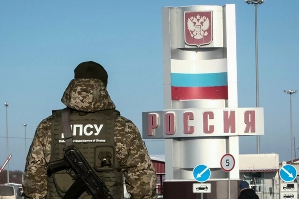 Украинских пограничников хотят лишить права штрафовать дончан и луганчан, которые едут в незалежную через Россию. Фото: ГПСУ