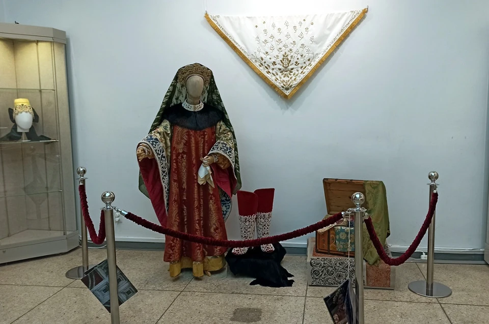 В экспозиции представлены в том числе и этнографические костюмы. Фото: Музейно-выставочный центр им. Л. Чайкиной