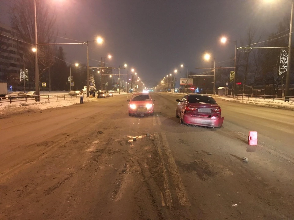 В Самаре столкнулись три автомобиля Hyundai