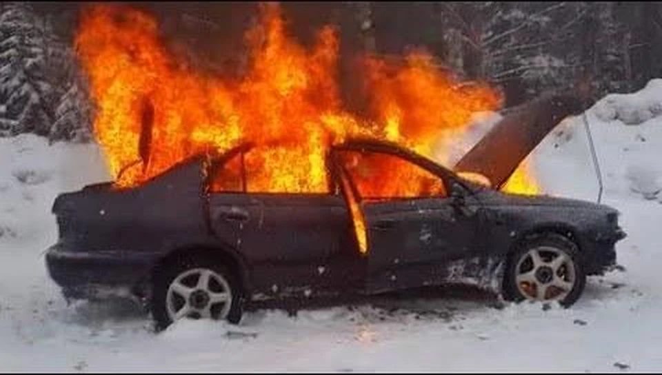 В Урае сгорел автомобиль Фото: Администрация города Урай