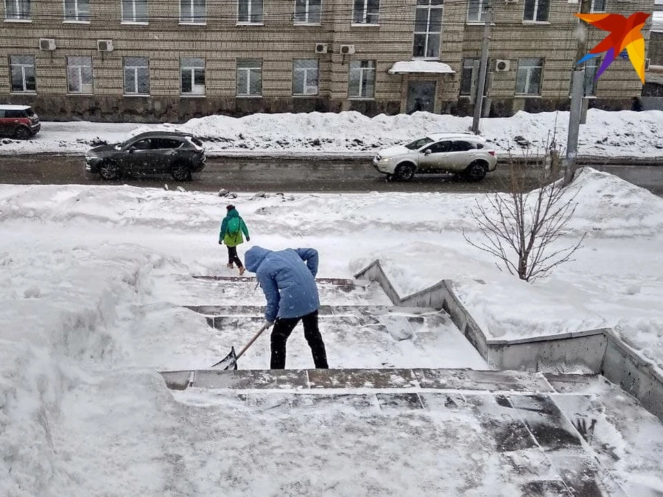 Саратовцев просят помочь убрать снег в городе