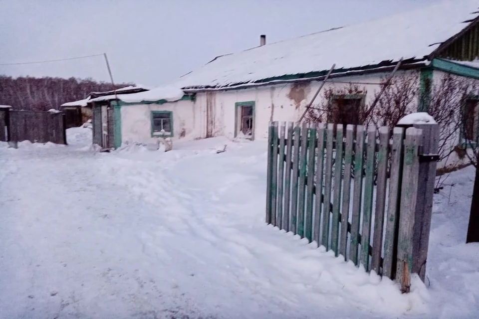 Прокуратура проверит, почему в доме не было датчика дыма. Фото: пресс-служба МЧС по НСО