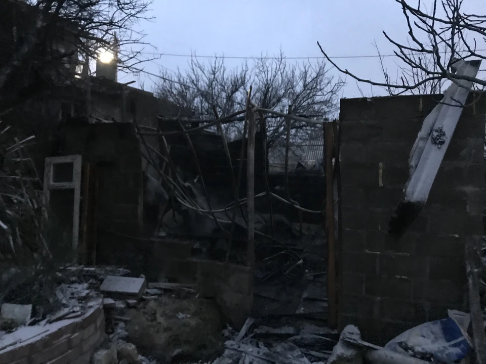 Во время пожара в Севастополе были спасены женщина и ребенок