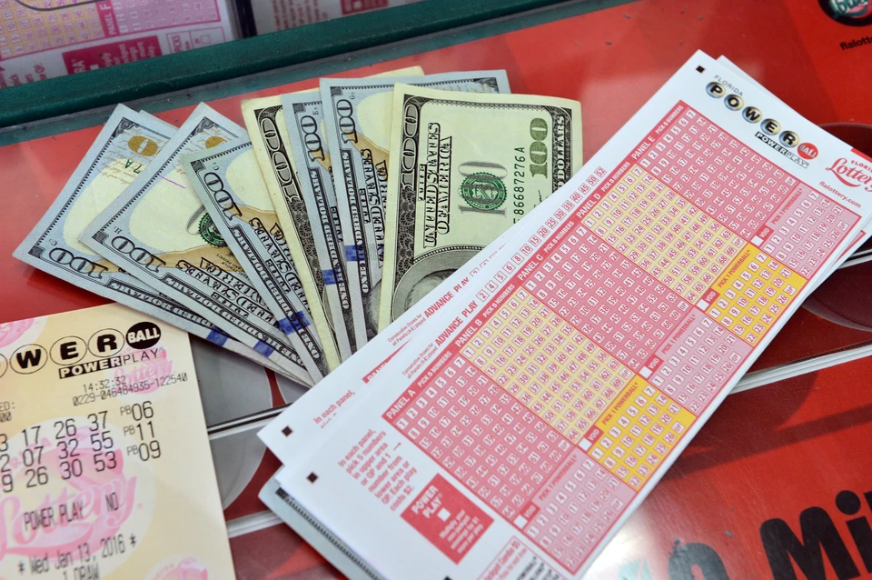 В США неизвестный выиграл миллиард долларов в лотерею
