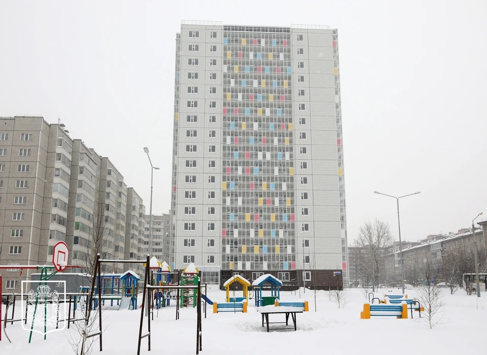 В Красноярском крае почти 100 семей из бараков получили ключи от новых квартир ФОТО: правительство Хабаровского края