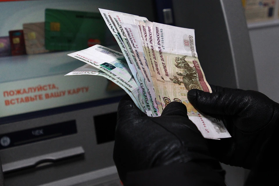 Полицейский из Иркутска отказался от взятки в полмиллиона рублей