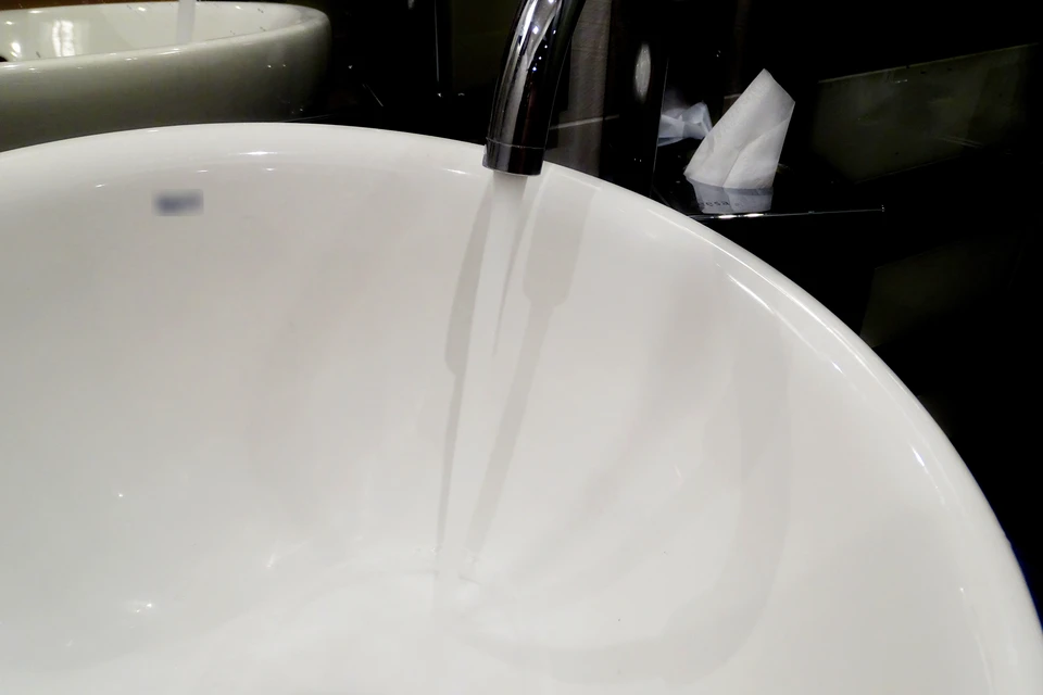 В Липецке на проспекте Мира отключили воду из-за порыва