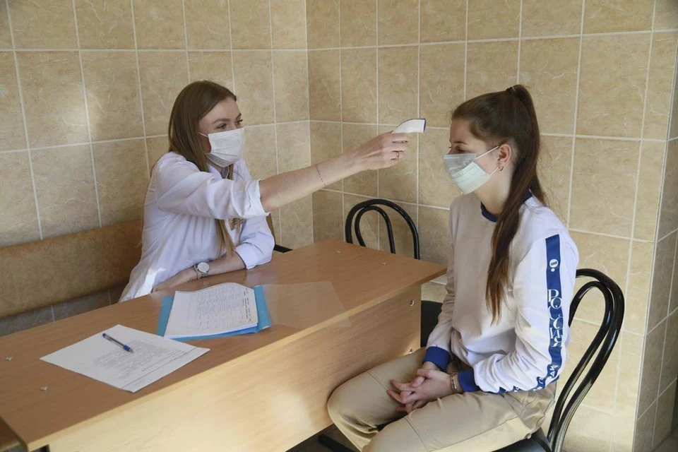 Обе прививки поставили уже 12554 человека