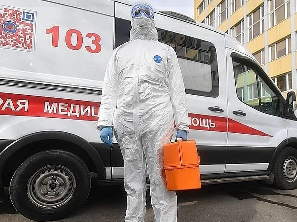 В России за сутки выявили меньше 12 тысяч новых случаев коронавируса впервые с 8 октября 2020 года