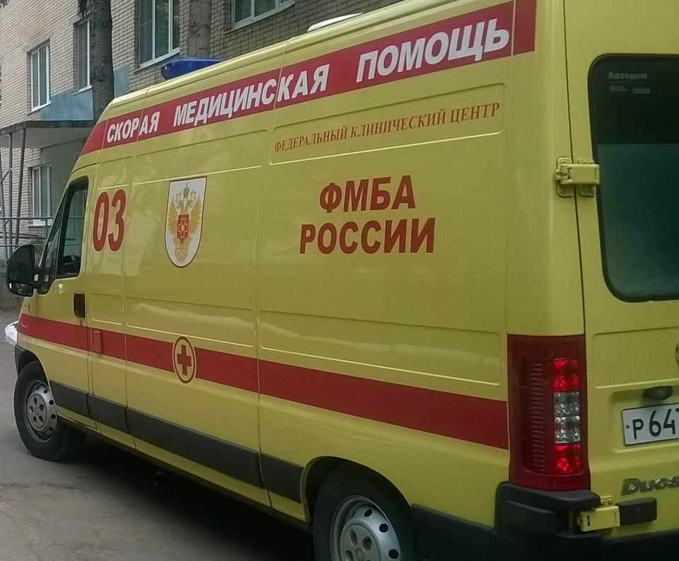 В Туле с шестого этажа упал молодой парень