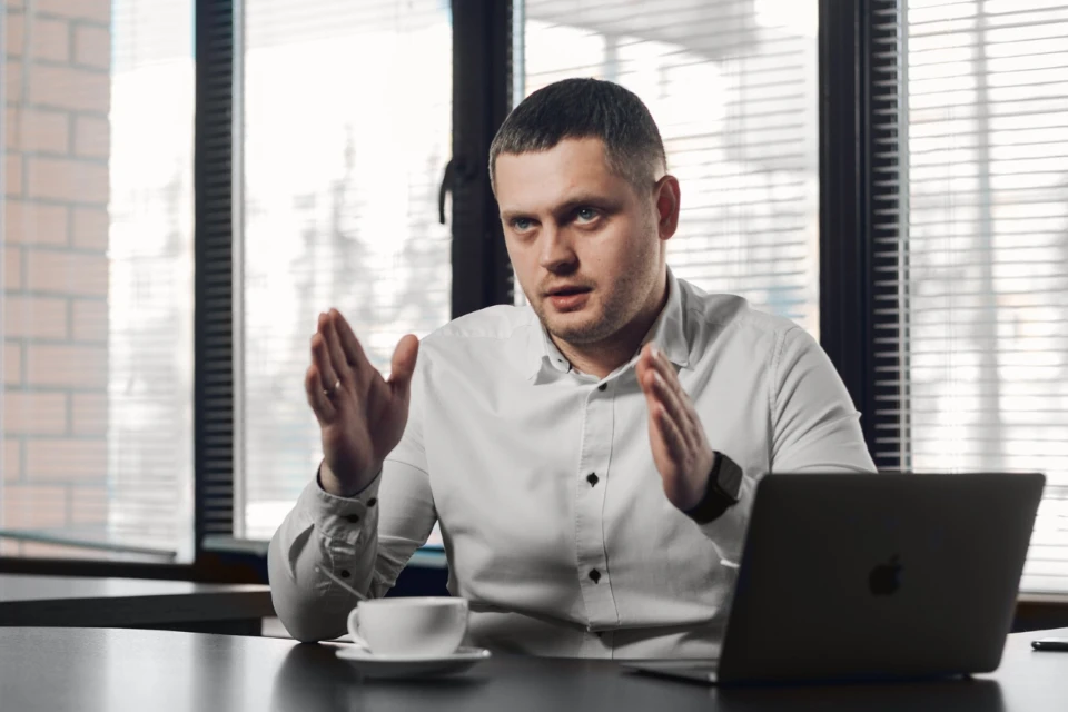 Основатель "EL-Commerce group" Андрей Белокопытов.