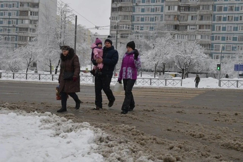 В Ростове пройдут небольшие снег и мокрый снег.
