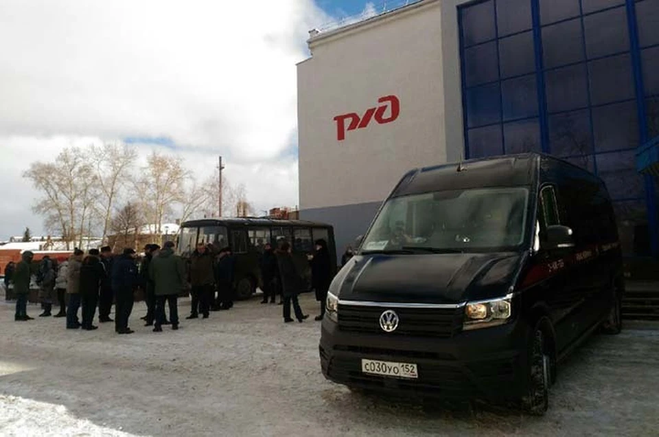 В Нижнем Новгороде простились с семьей, убитой садовником-гастарбайтером.