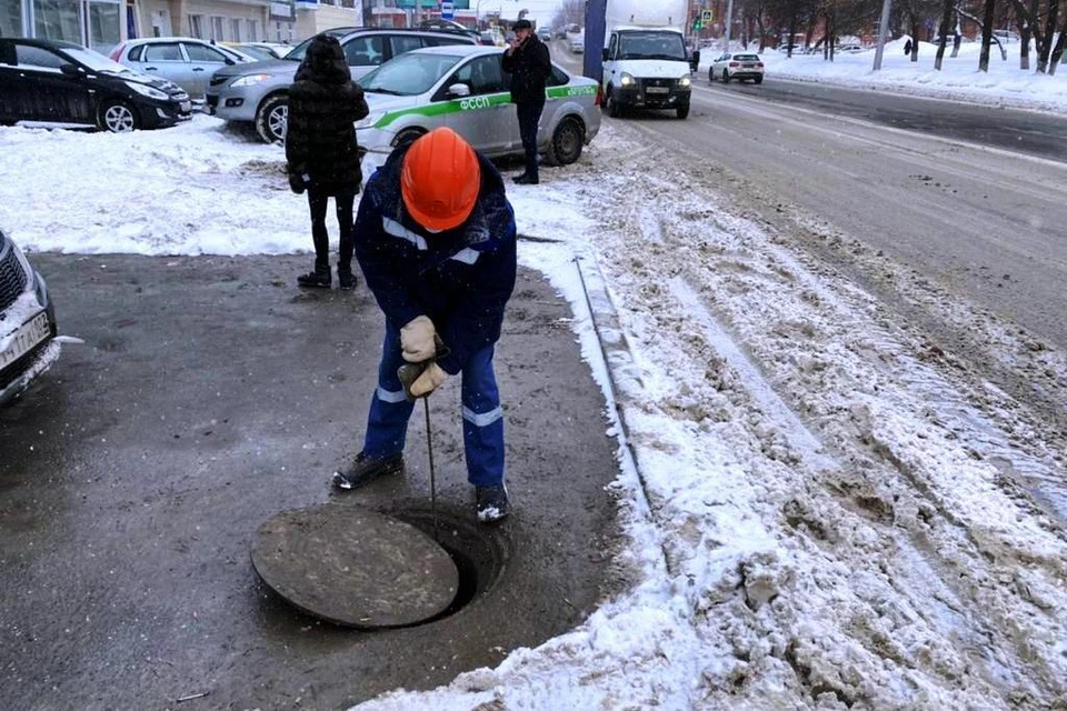 Уфимские коммунальщики после просьбы Сергея Грекова проверили состояние 4 тысяч люков на улицах города