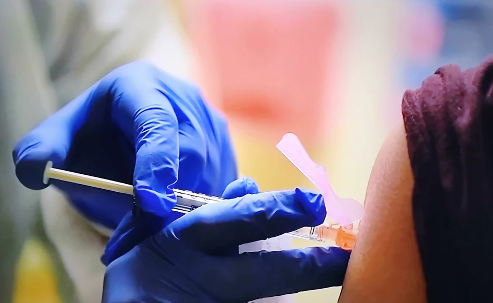 Четыре страны Европы приостановили вакцинацию препаратом AstraZeneca.