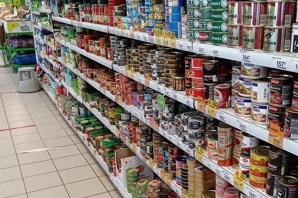 В лабытнангском магазине обнаружили огромное количество просрочки