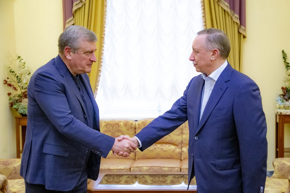 Игорь Васильев и Александр Беглов обсудили вопрос расширения сотрудничества в нескольких сферах. Фото: kirovreg.ru