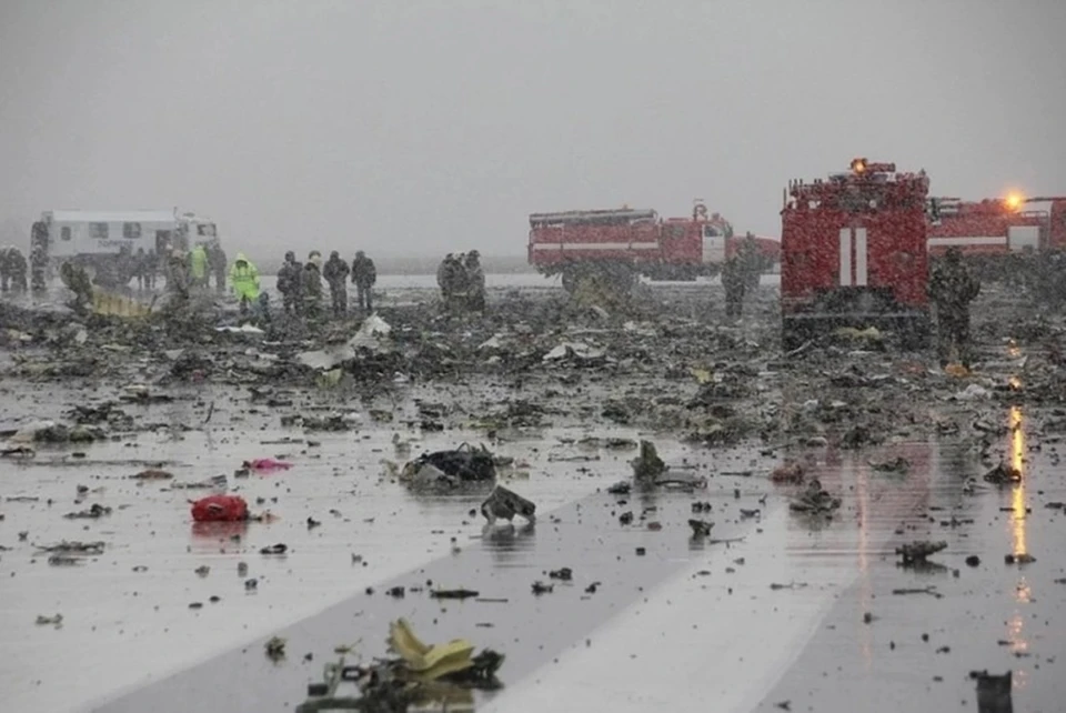 Жертвами авиакатастрофы стали 62 человека. Фото: ГУ МЧС по Ростовской области.