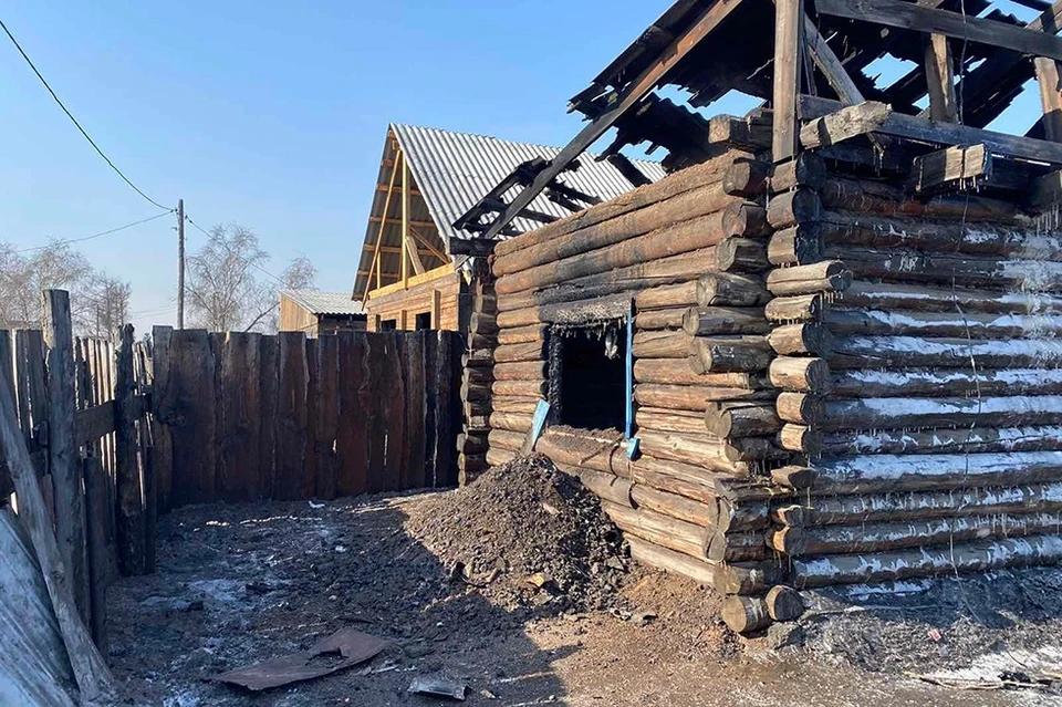 В Туве в ночном пожаре погибли мать с двумя малышами. Фото: СК России по Республике Тыва
