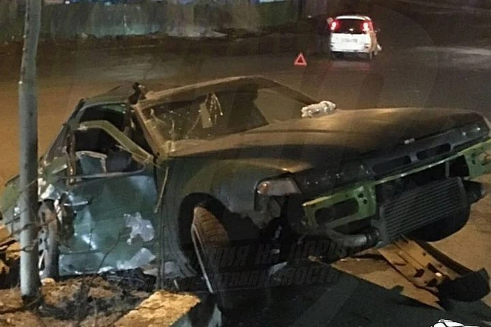 Автомобиль получил серьезные повреждения. Фото: Instagram/dps_vl