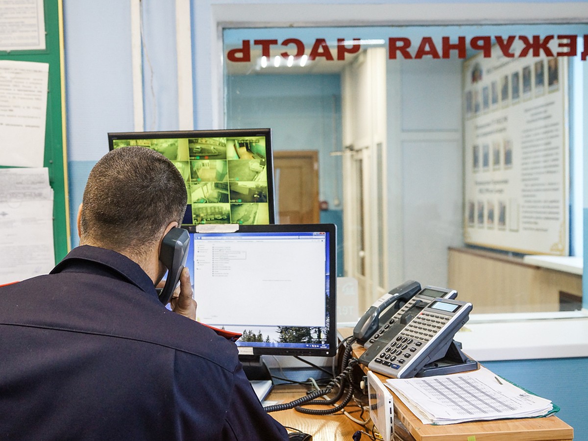 В Тольятти полицейский-драгдилер отправился в колонию строгого режима на 7  лет и 8 месяцев - KP.RU