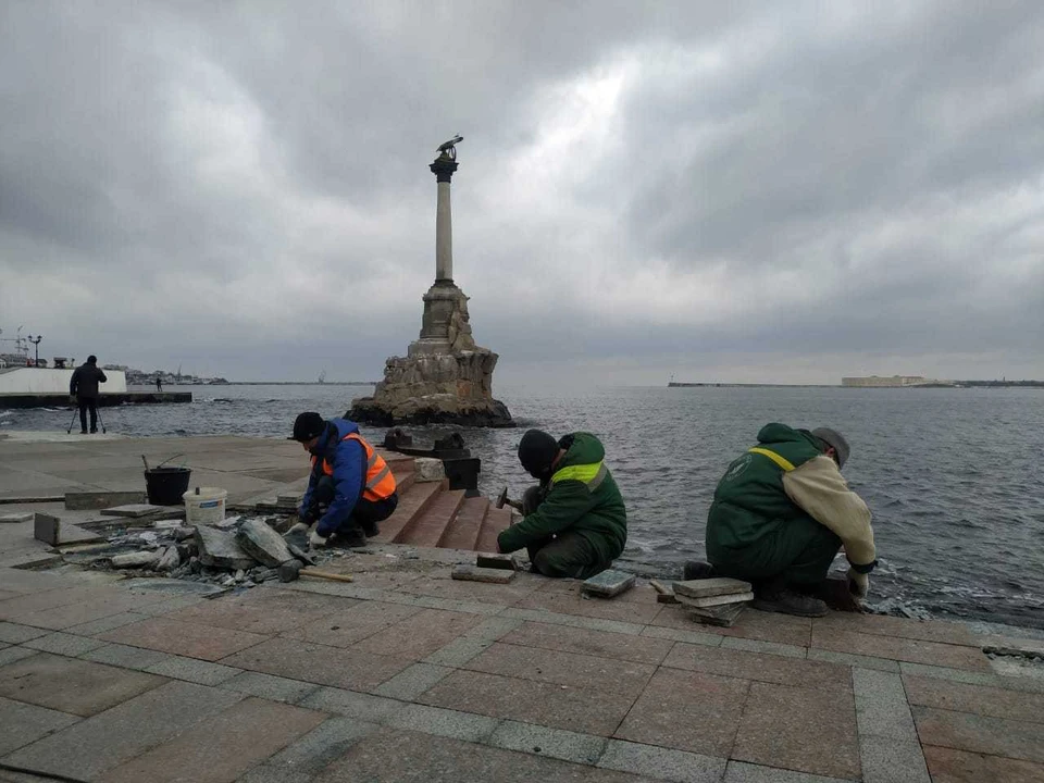 При ремонте используют и старую плитку, но сначала ее нужно очистить