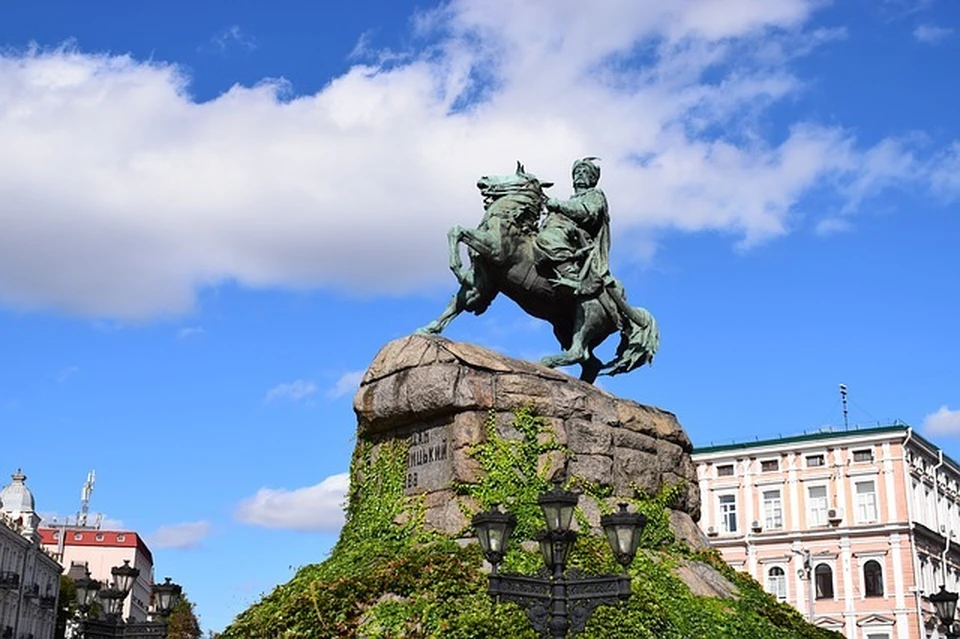 Троих украинцев обвиняют в госизмене. Фото: Maxim Yamkovoy с сайта Pixabay