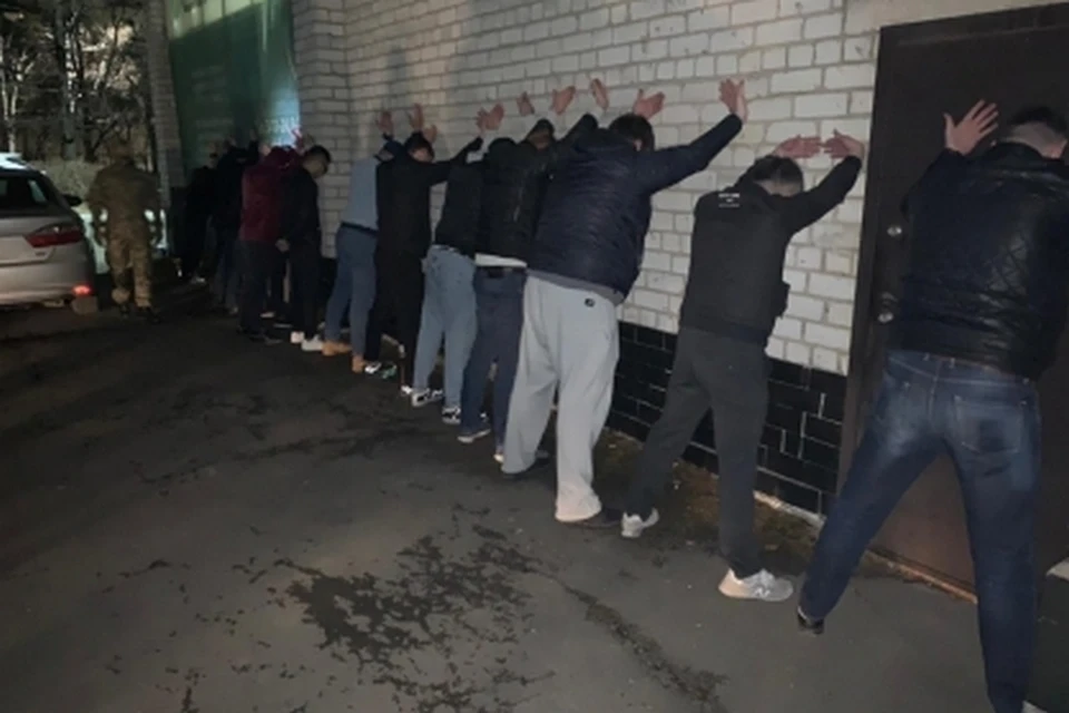 Расследование уголовного дела продолжается.