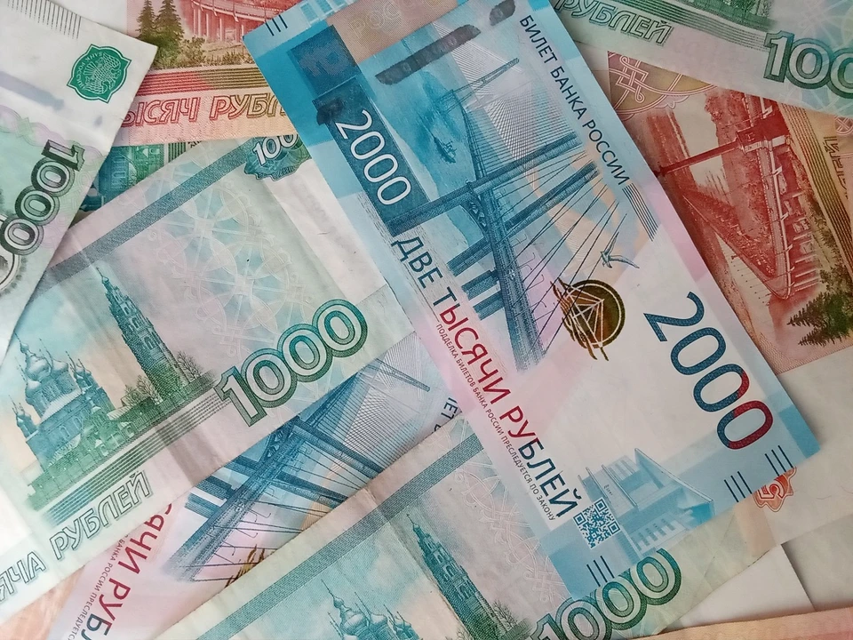 Мошенники развели двух ноябрян почти на 850 тысяч рублей