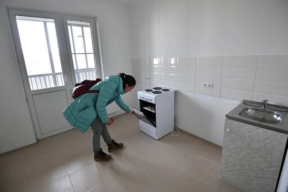 Риэлторы посоветовали подождать с покупкой «вторички» в Москве - KP.RU