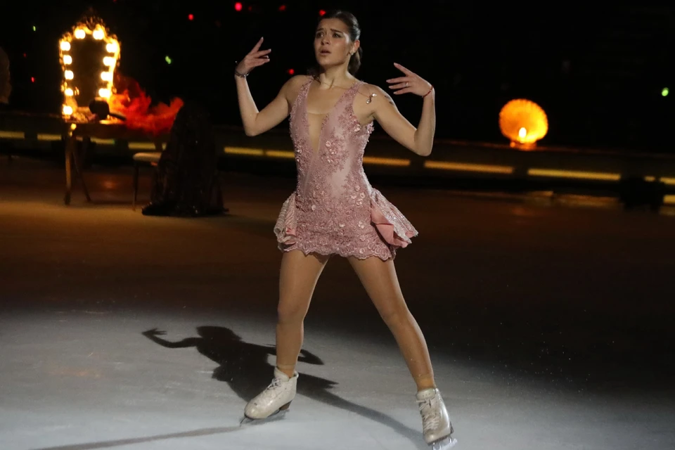 «Место куда хочется возвращаться»: олимпийская чемпионка Аделина Сотникова снялась в клипе на льду Байкала