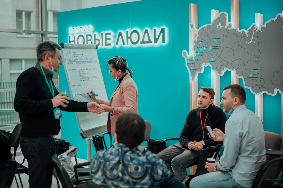 Предлагается ввести практику, которая успешно зарекомендовала себя в Татарстане – раздача еды в формате «шведского стола».