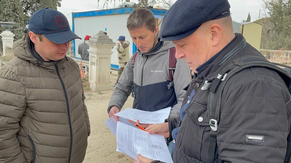 Специалисты Никитского ботсада обследовали Форосский парк. Фото: предоставлено компанией-застройщиком