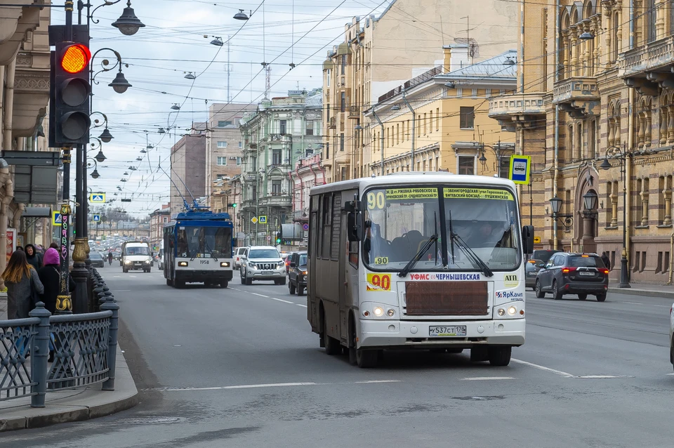 С июля 2022 года в Петербурге должны исчезнуть все маршрутки.