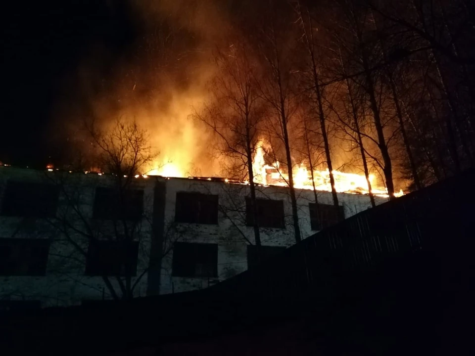 В Красавино - пожар.