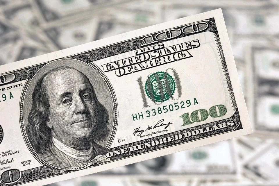 Аналитики объяснили, чем грозит рублю рекордная скупка валюты