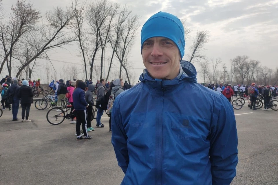 Дмитрий Брегеда участвует в легкоатлетическом забеге ради удовольствия