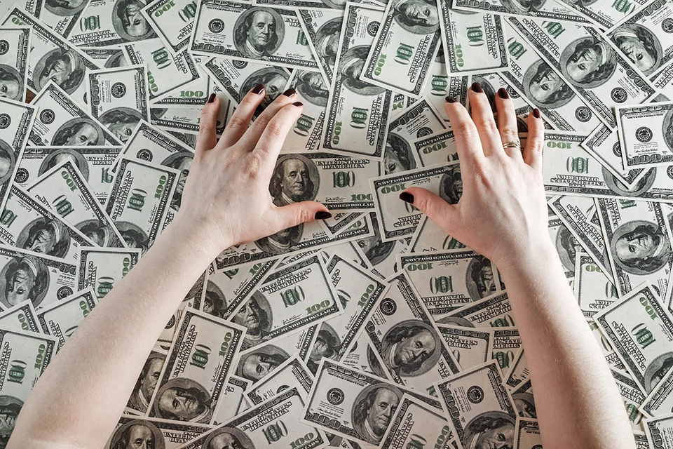 Из-за бухгалтерской ошибке женщина стала долларовым миллионером