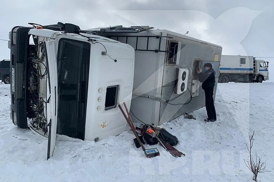Автозак с заключенными попал в ДТП на въезде в Норильск